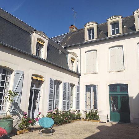 Le Clos De L'Ecu Bed and Breakfast Romorantin-Lanthenay Exterior foto